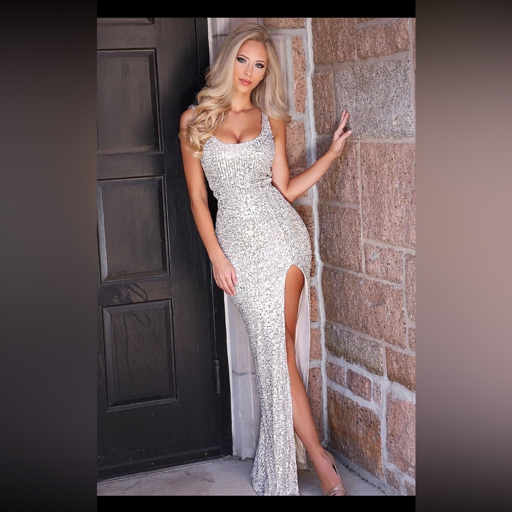 Family Affair Sequin Dress - Silver